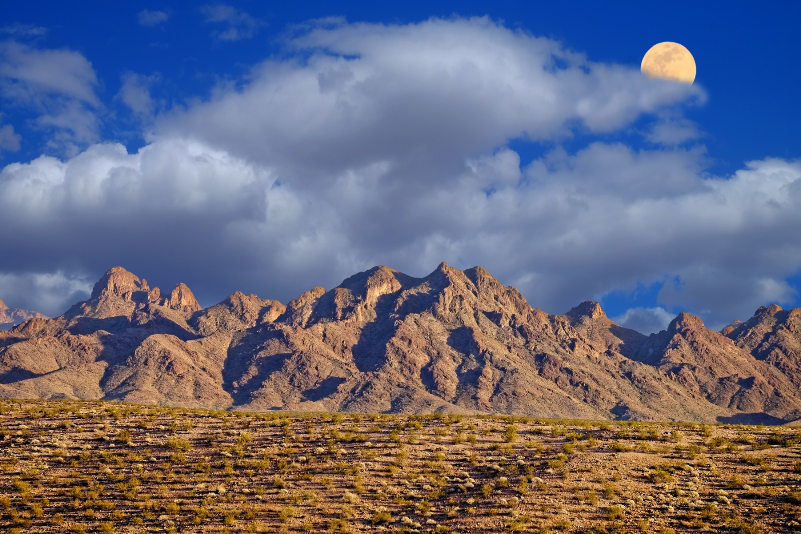 Moonrise,Black Mountains near Bullhead City